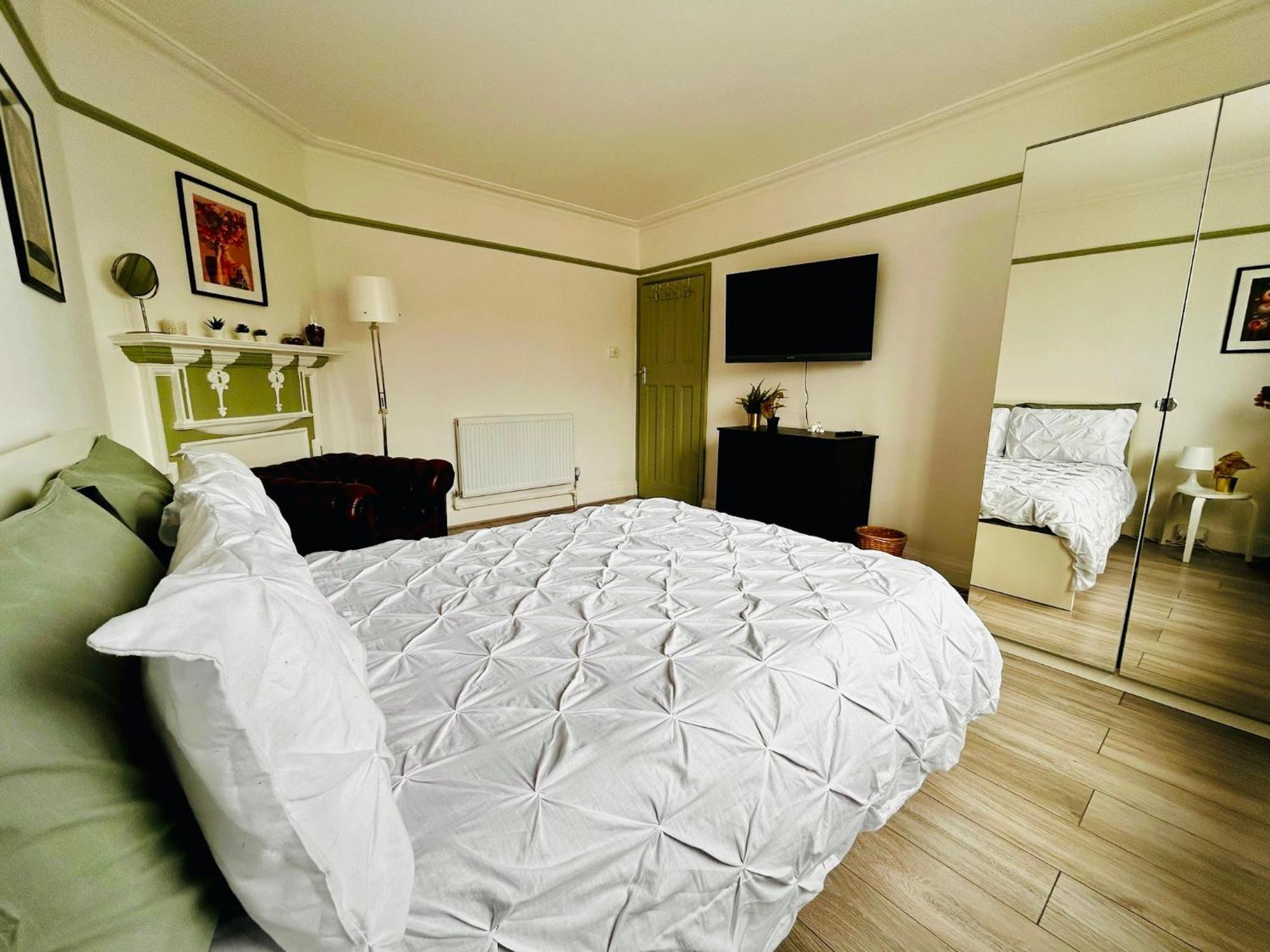 Rest Boutique Golders Green Londen Buitenkant foto